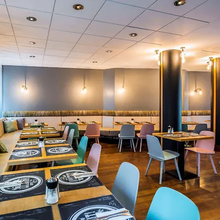 Mercure Zentrum Superior מלון