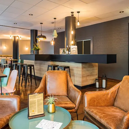 Mercure Zentrum Superior מלון