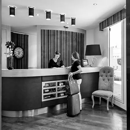 Mercure Zentrum Superior מלון 3*