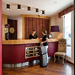Отель Mercure Zentrum Superior