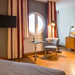 Hotel Mercure Zentrum Superior 3*