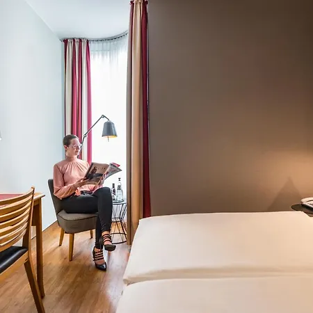 Mercure Zentrum Superior 3*