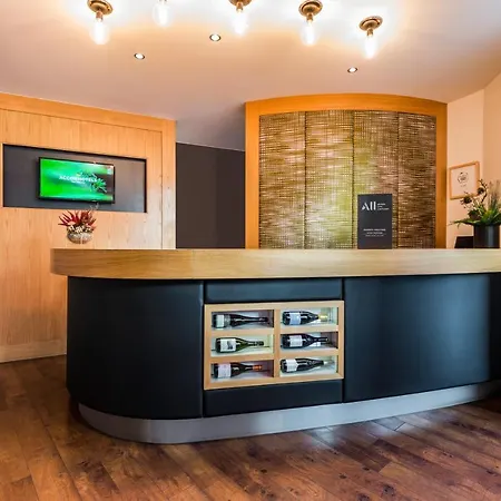 Mercure Zentrum Superior 酒店