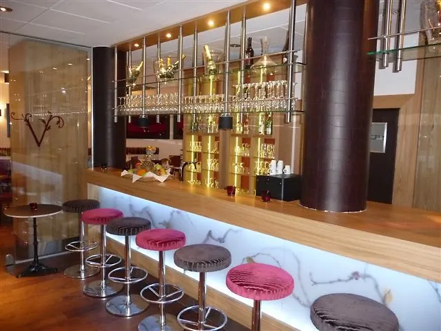 Отель Mercure Zentrum Superior