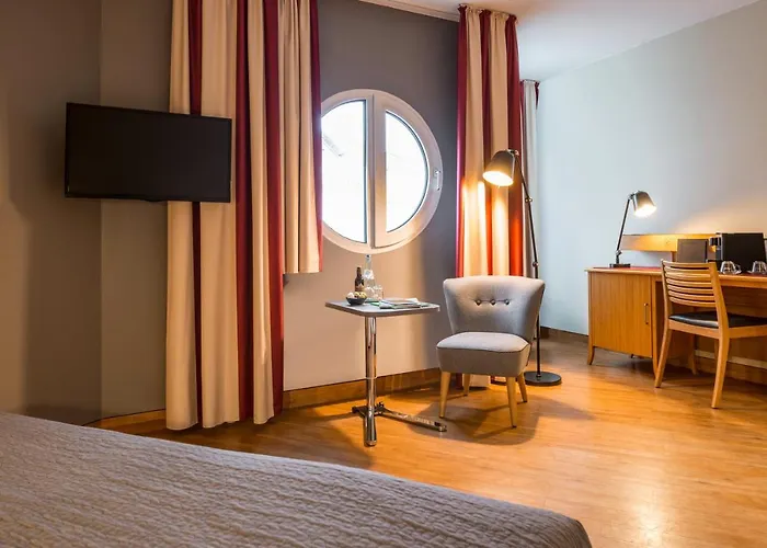 Hotel Mercure Zentrum Superior 3*