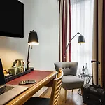 فندق Mercure Zentrum Superior 3*